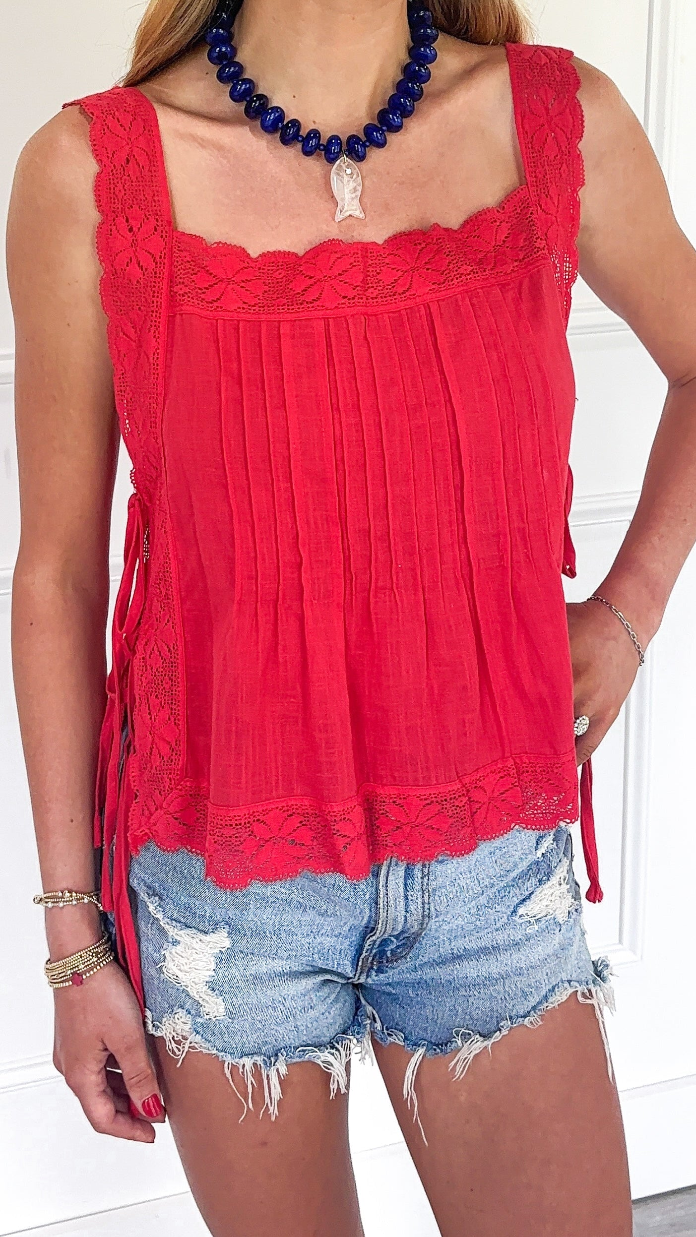 The Betsy Top